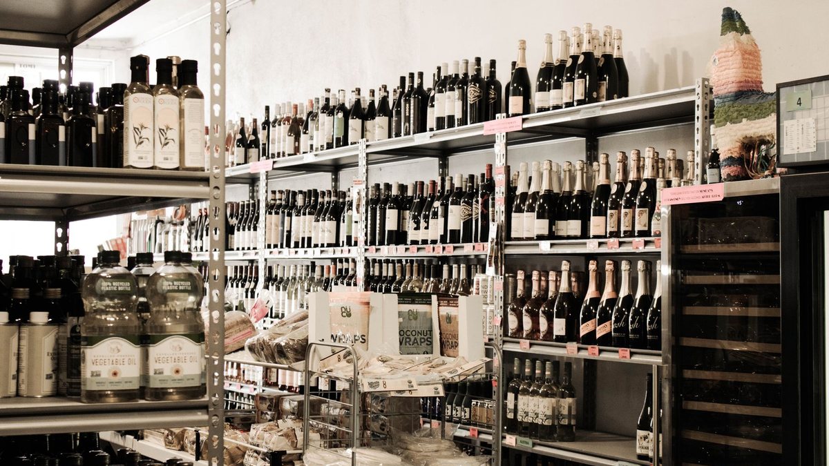 Doraville Package Store está cerrado. Aquí tiene la tienda de licores abierta más cercana.